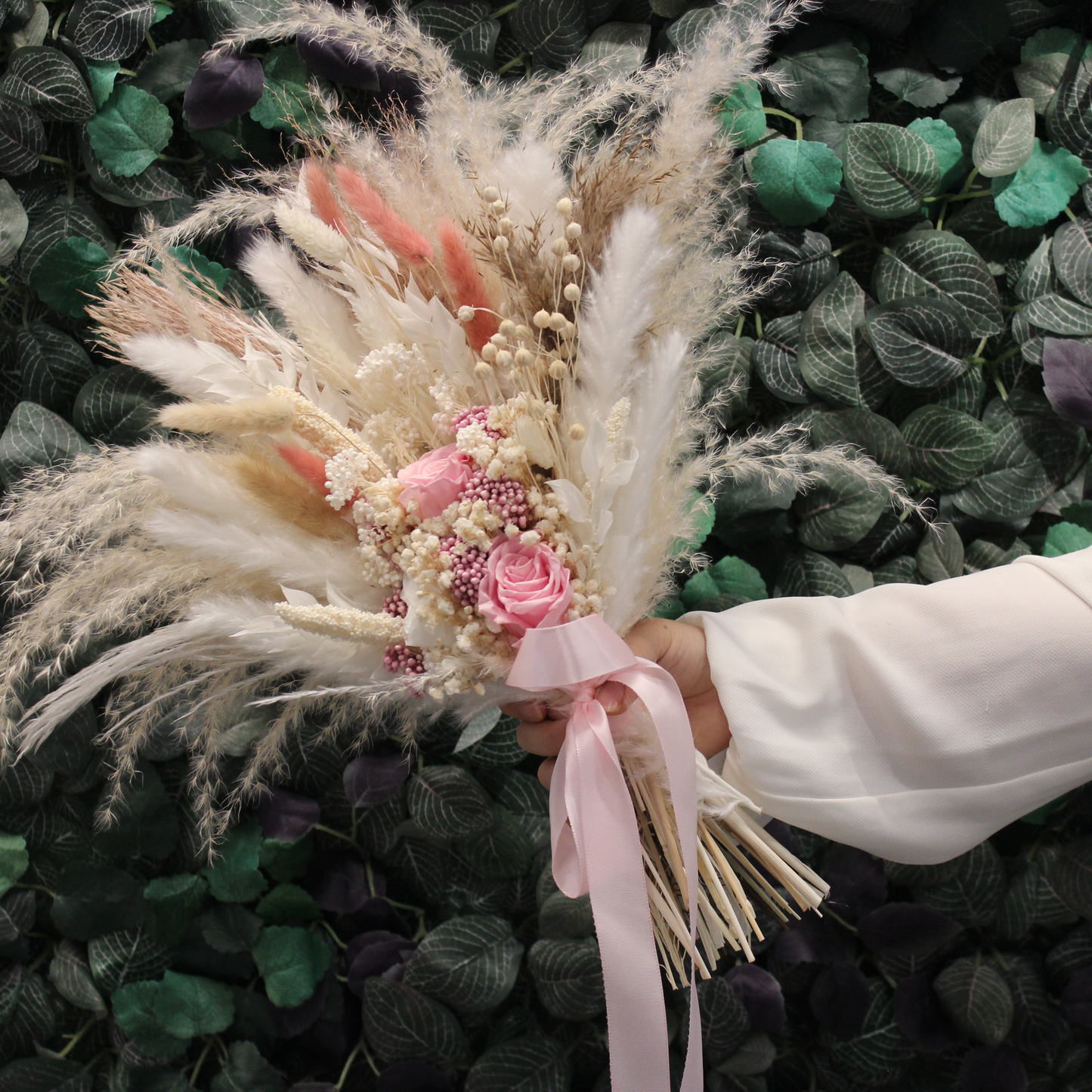 Pampas grass bouquet, pink wedding bouquet