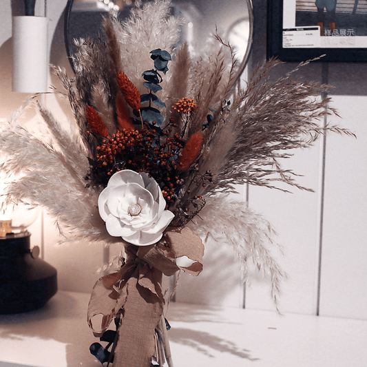 Pampas grass bouquet, terracotta small bouquet