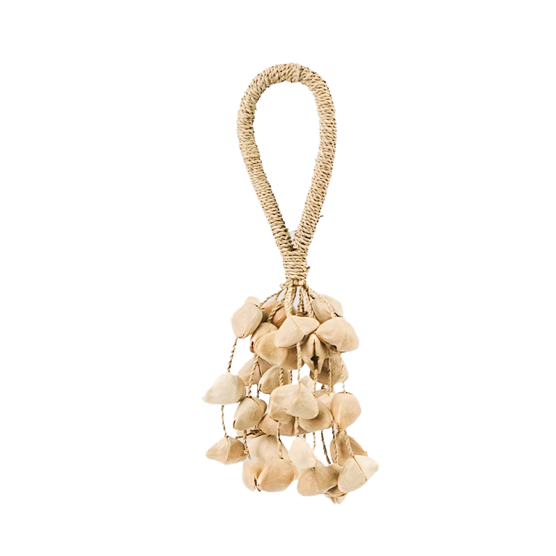 Hand-operated wind chimes