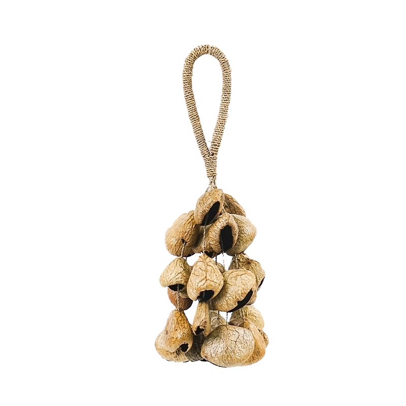 Hand-operated wind chimes