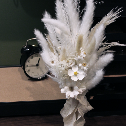 Pampas grass bouquet, white small bouquet