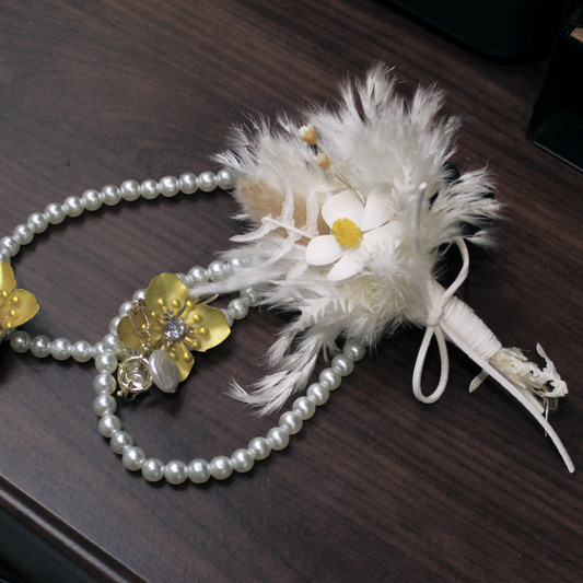 Pampas grass bouquet, white mini bouquet