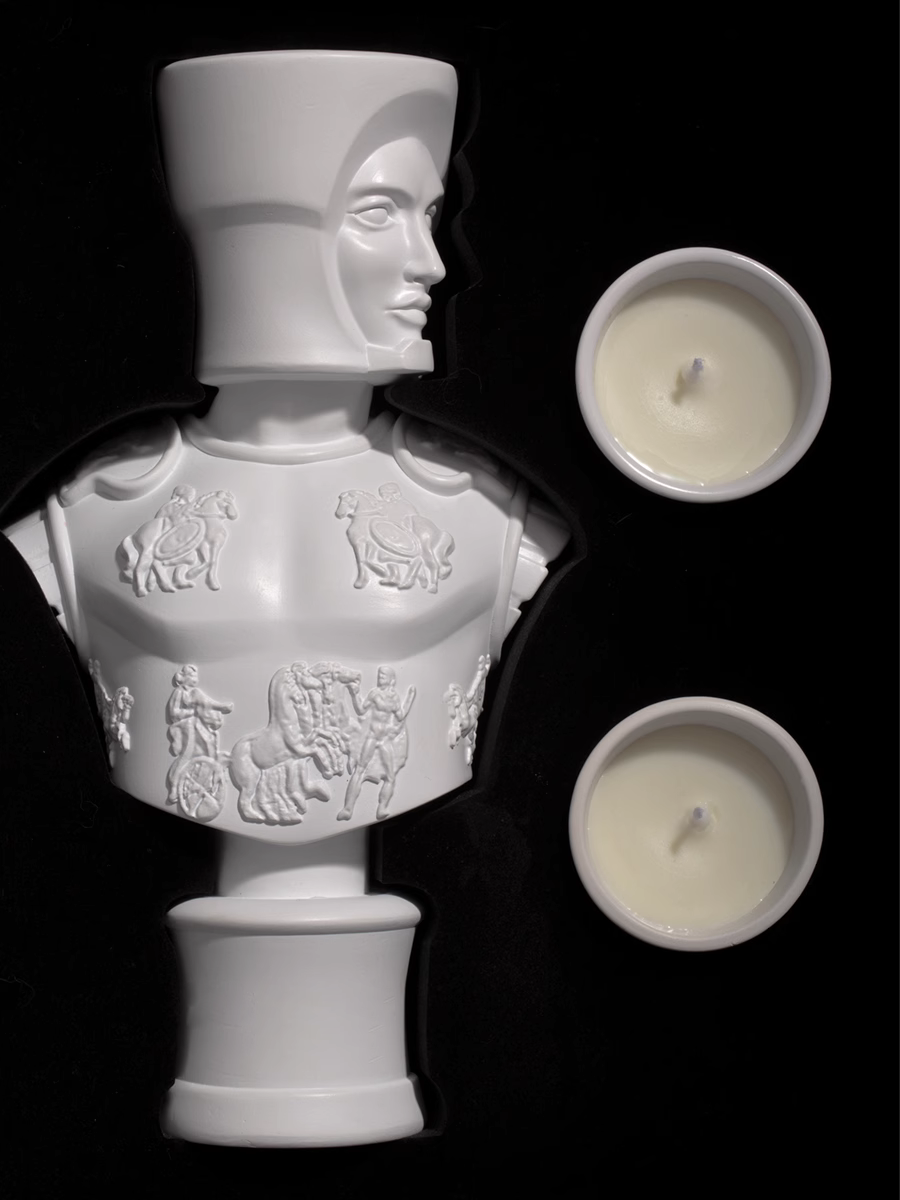 Fearless Knight Aromatherapy Candle Ornaments Small People Day Gift Souvenir