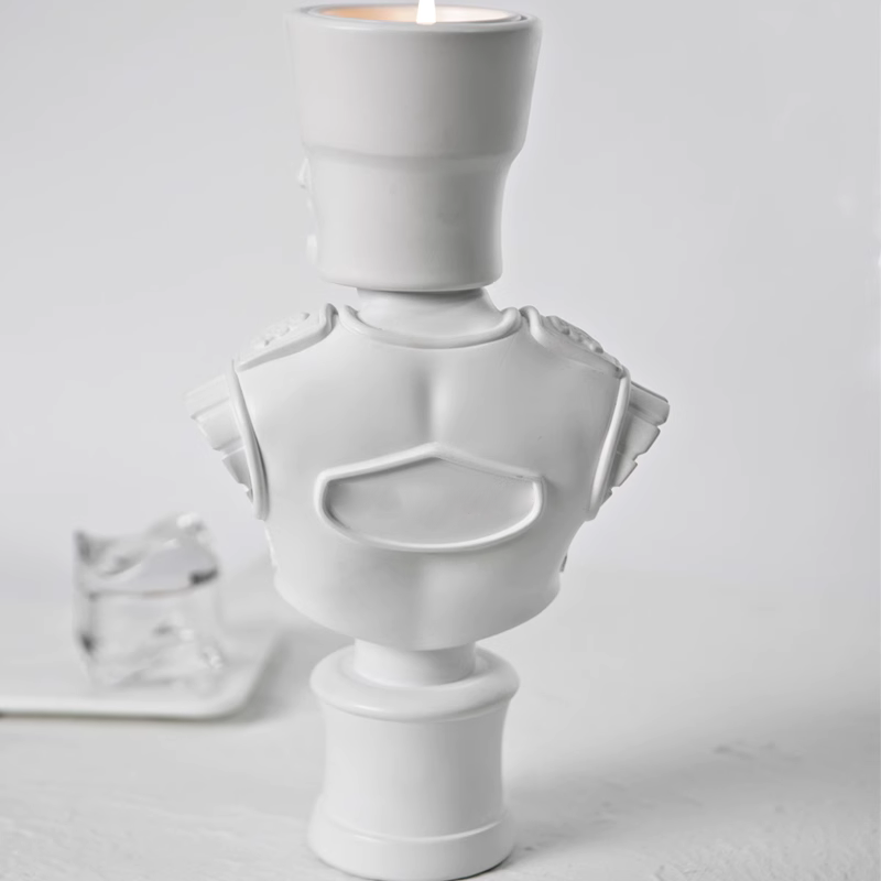 Fearless Knight Aromatherapy Candle Ornaments Small People Day Gift Souvenir